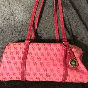 Dooney & Bourke Clothe pink purse